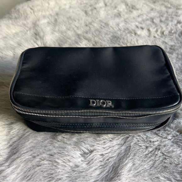 DIOR cosmetic bag - Picture 1 of 11